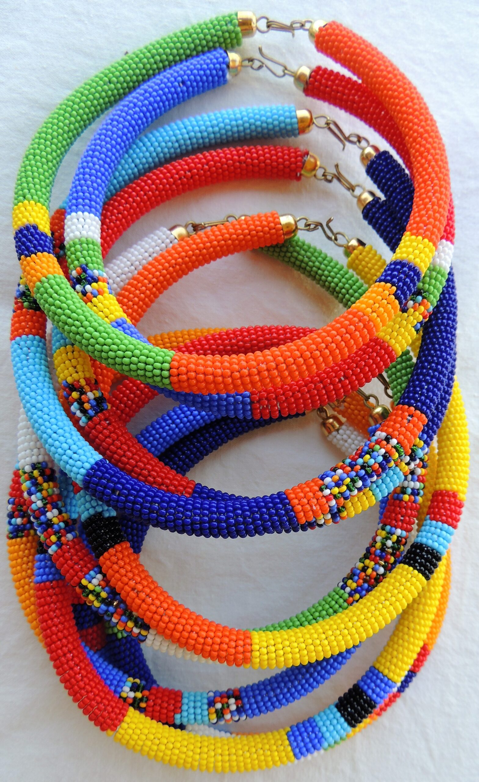 Collar masai (tipo tubo)